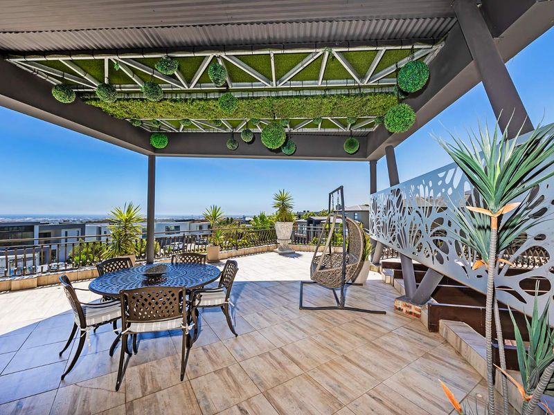 An Architectural Statement of Timeless Elegance & Elevated Living in Baronetcy Estate - Photo 4