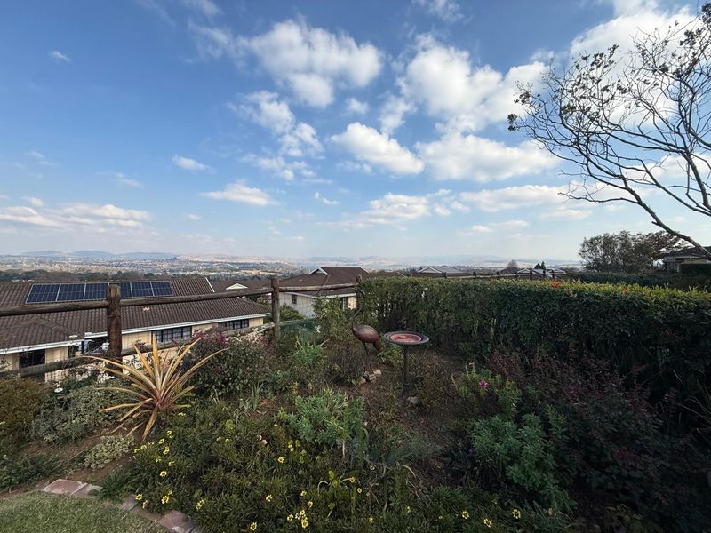 Modern 2 Bedroom Home with Midmar Views in Eagle Ridge Estate, Howick - Photo 4
