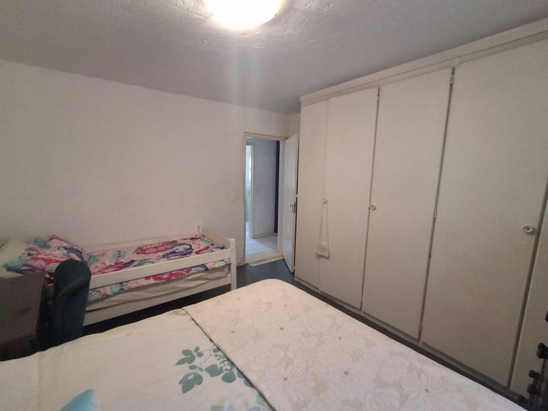 PAROS COMPLEX - GROUND FLOOR UNIT - BASSONIA - Photo 8