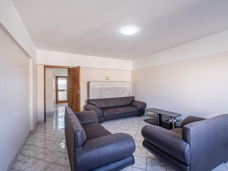 Ocean View 2-Bed Apartment | Ideal Student Accommodation Investment | Humewood - Photo 6