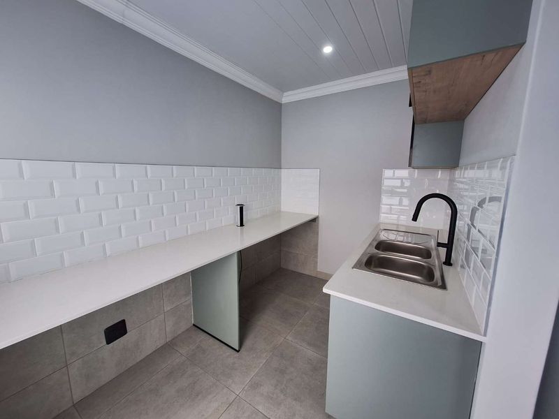 Modern Newly Built- 3-Bedroom Duet in Dana Bay - Photo 6