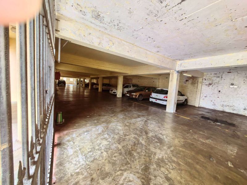 Ground floor 3 Bedroom apartment, Parow - Photo 3