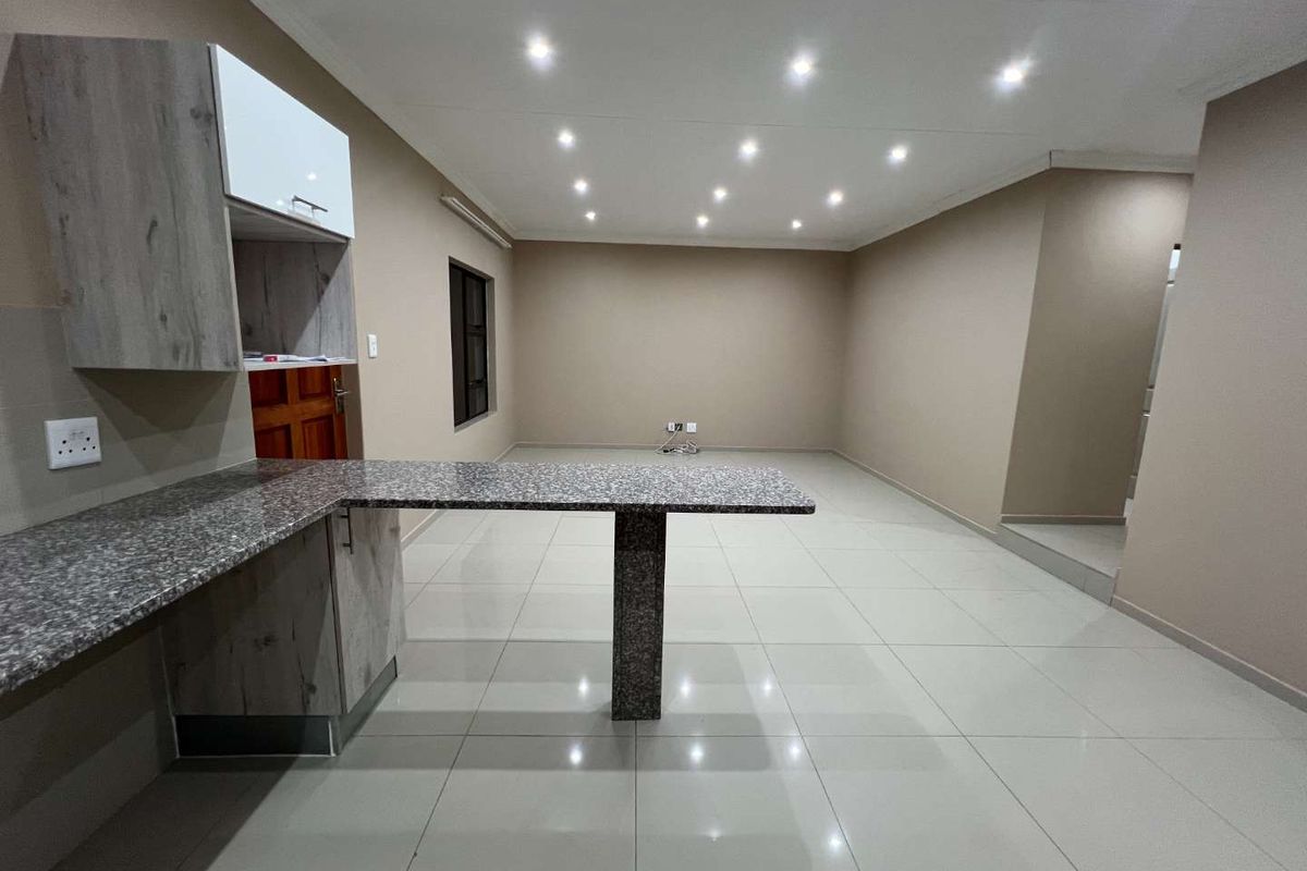 Secure and stylish: Full-Title homes with solar geysers and borehole! - Photo 4
