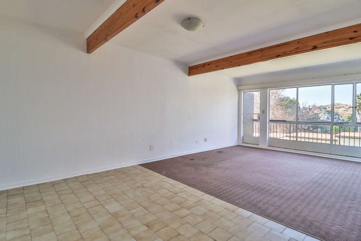 Apartment Building for Sale - Photo 5