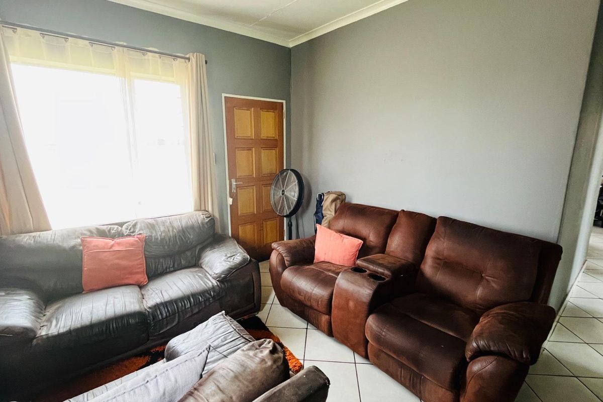 Safe family home - Photo 4