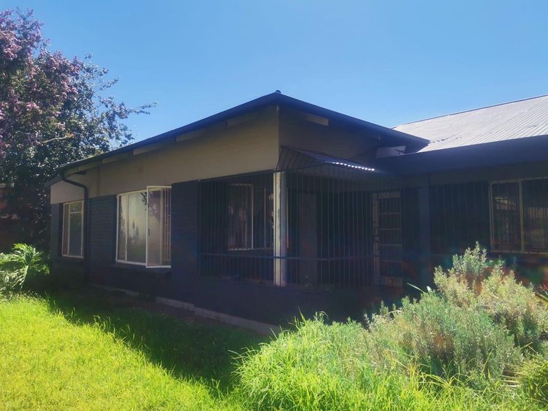 3 Bedroom House For Sale in Vanderbijlpark CE 1 - Photo 7