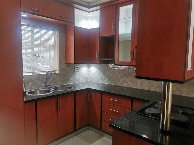 Ground Floor Apartment to Rent in New Redruth - Photo 1