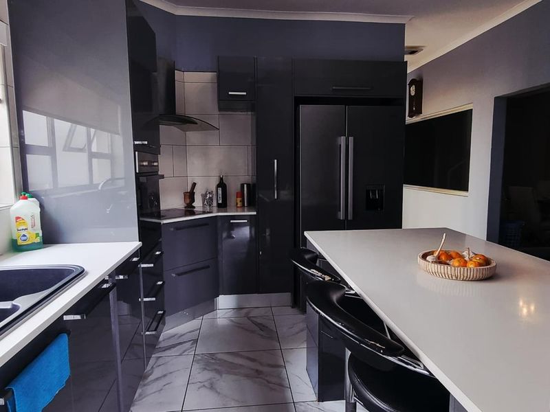 House for sale,Eros - Photo 2