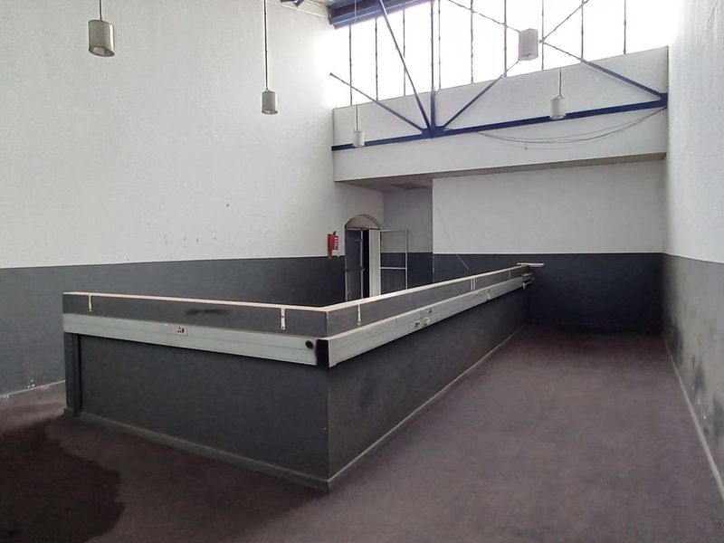 1237m2 Benrose Warehouse To Let - Photo 6