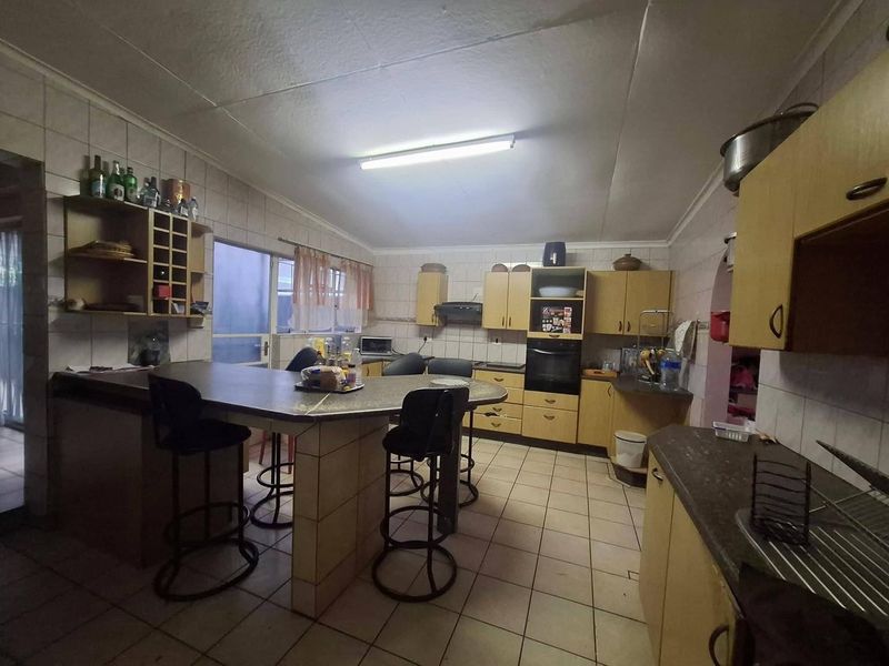 FOR SALE | KHOMASDAL –  FREE-STANDING FAMILY HOME - Photo 4