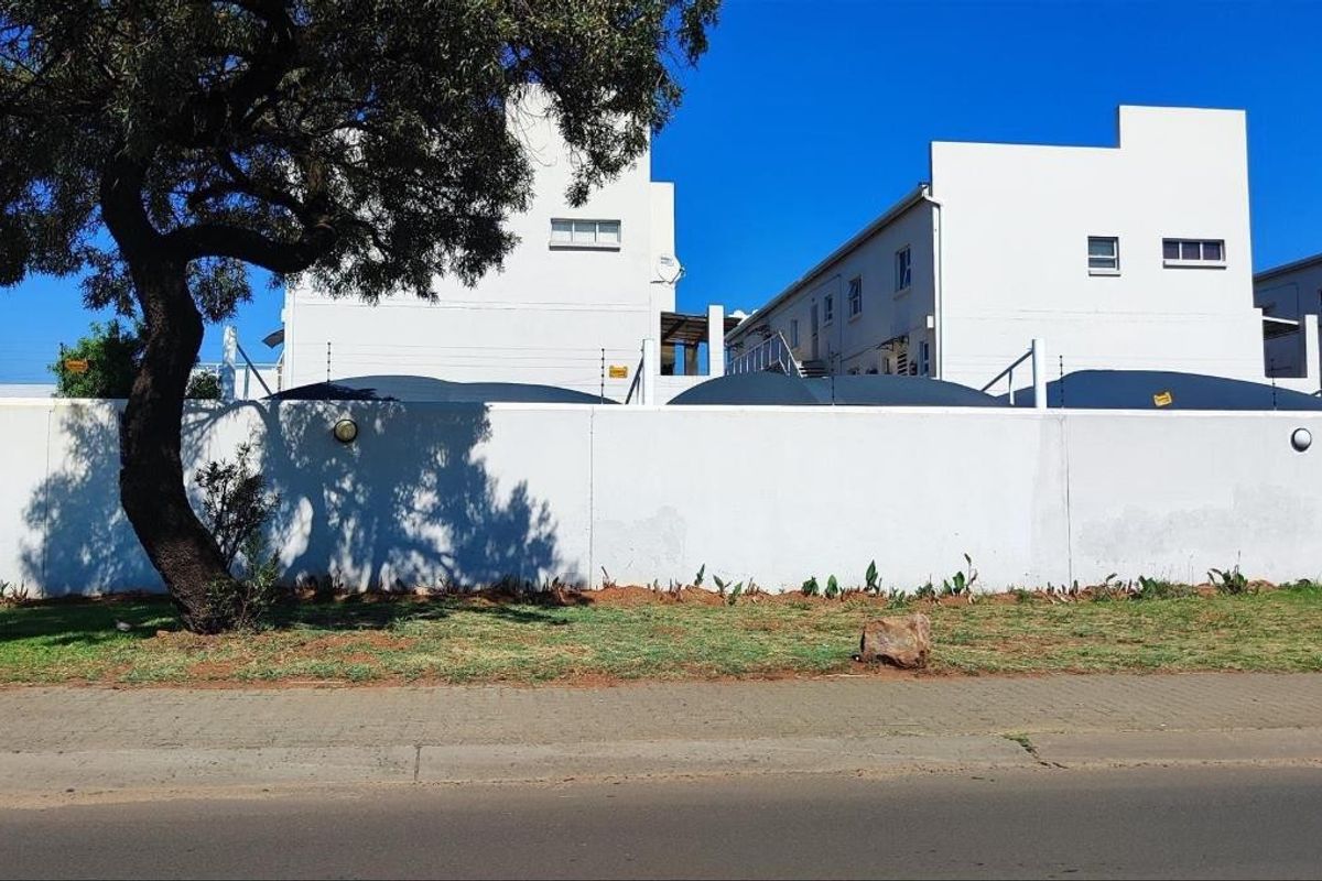 Apartment For Sale in Mayberry Park, Alberton - Photo 2
