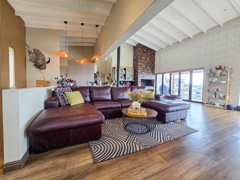 Upmarket family home for sale in Stilbaai Duine Estate. - Photo 3