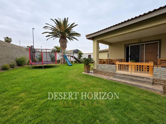 Property #2562826, House For Sale in Vogelstrand