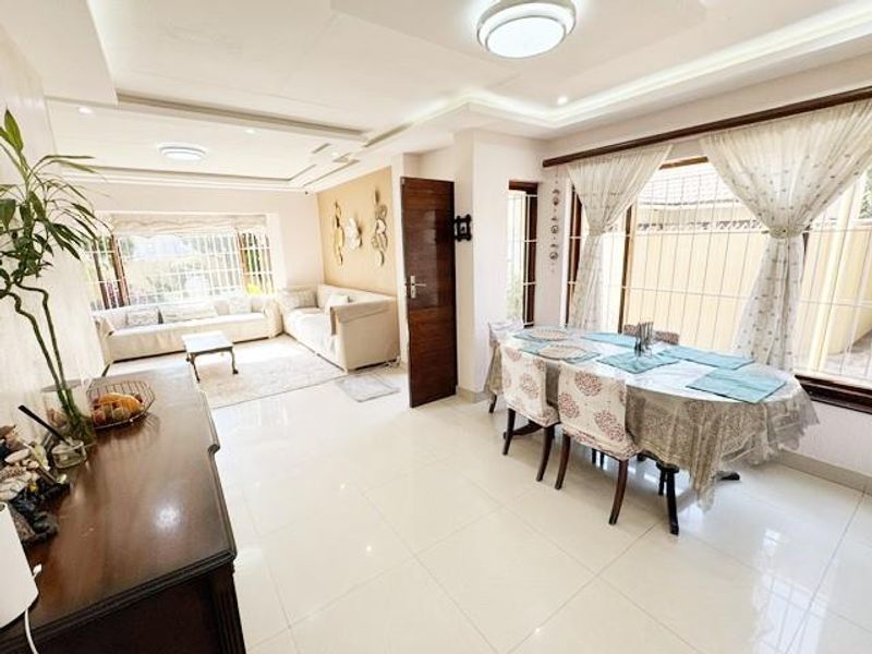 3 BED 2 BATH UNFURNISHED CLUSTER MORNINGSIDE FOR RENT - Photo 9