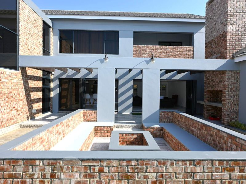 Exceptional Design, Exceptional Living - Photo 2