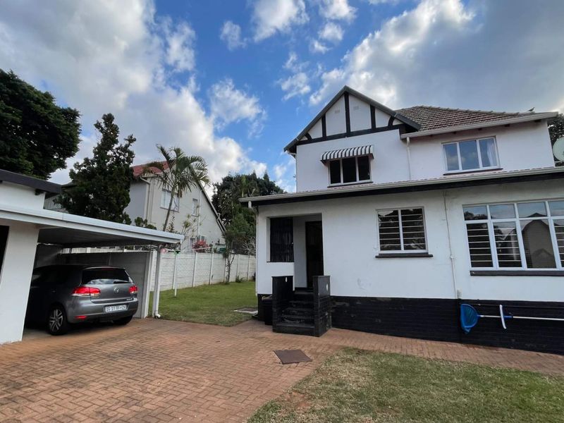 Spacious Family Living with Pool & Expansive Garden | Athlone, Durban North - Photo 3