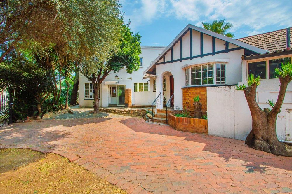 3rd Cottage entrance