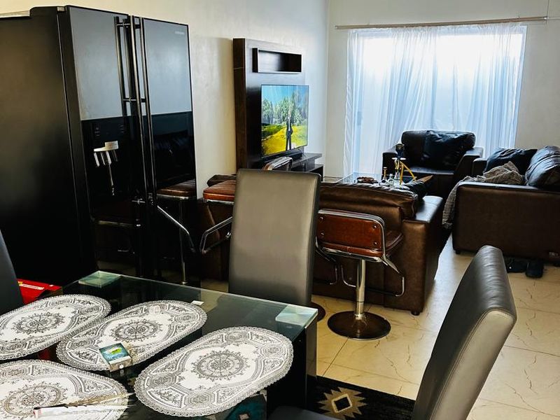 2 bedrooms flat available for sale in Spring Court, CBD behind Shoprite, Walvis Bay - Photo 4
