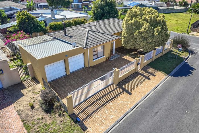 Property #2476974, House Pending Sale in Loucharmante