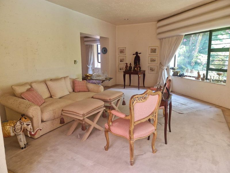 3 Bedroom simplex Cluster in small intimate complex on prestigious west road south - Photo 5