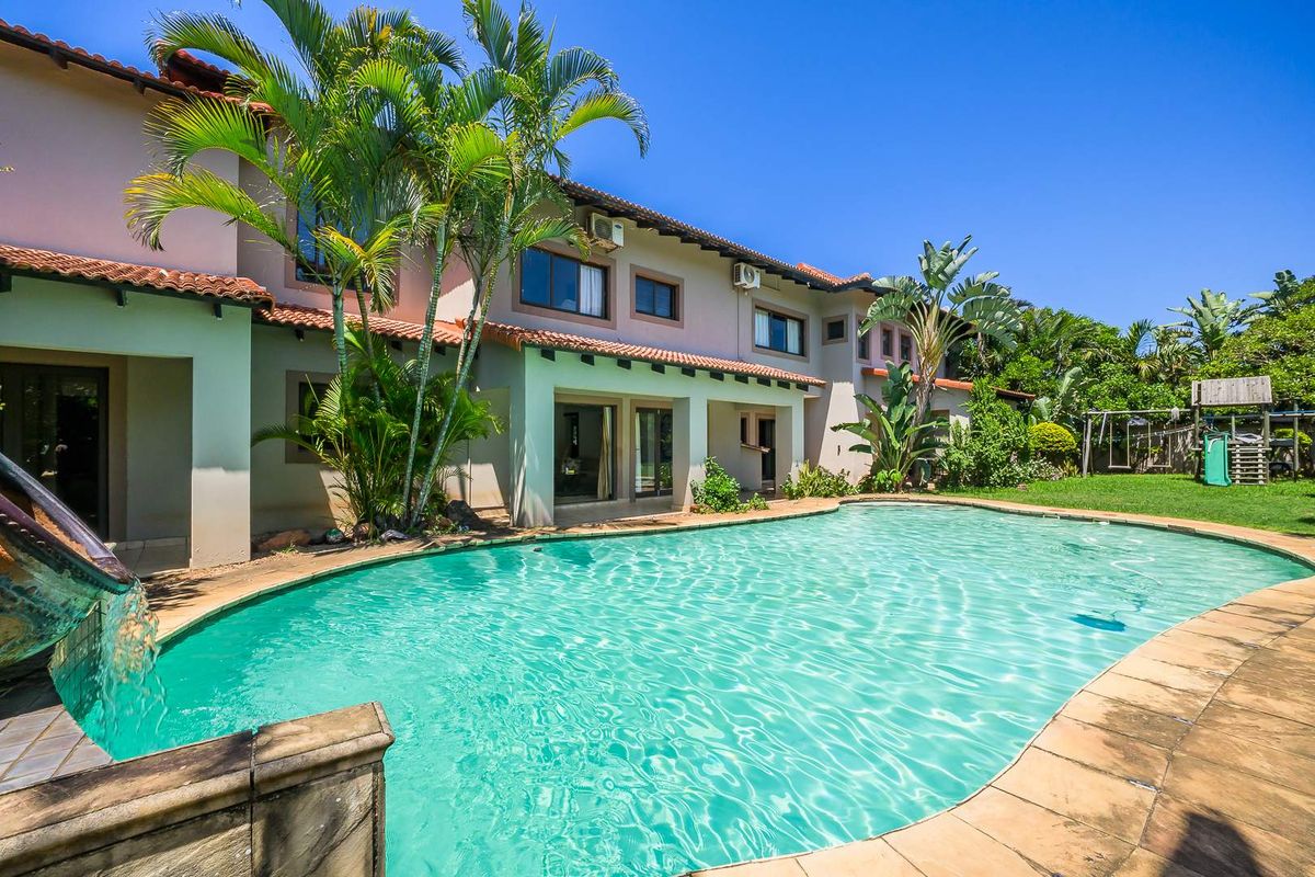 Ultra-Modern 4 Bedroom Luxury Home for Sale – Umhlanga Central - Photo 4