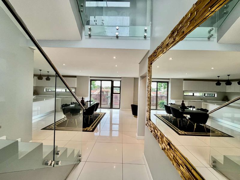 Hendra Estates - 6 Bedroom Townhouse for rental in izinga - Photo 4