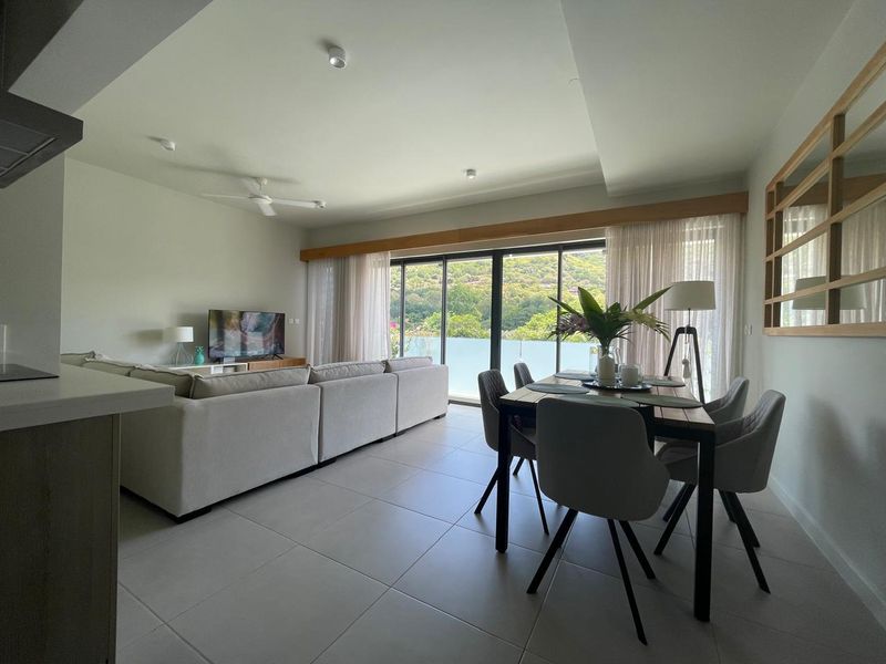 Exceptional Marina Apartment with Breathtaking Mountain Views - Photo 4