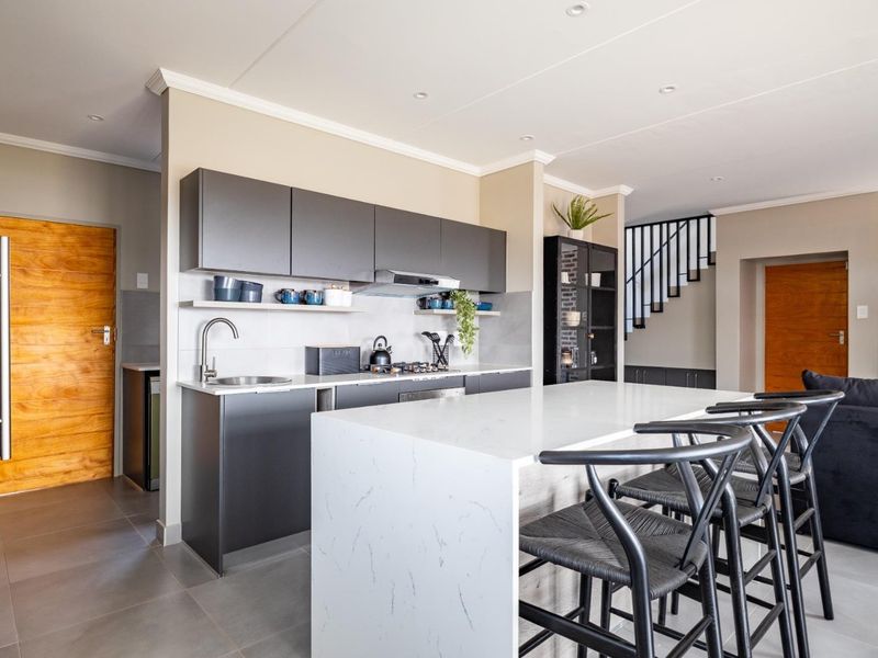 4 Bedroom House at Lion Pride Lifestyle Estate - Photo 3