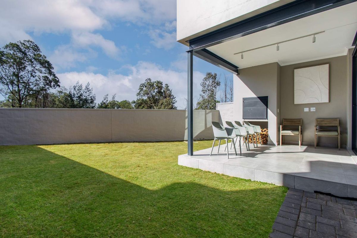 A Rare Final Opportunity - Modern Design, Elevated Views - Photo 3