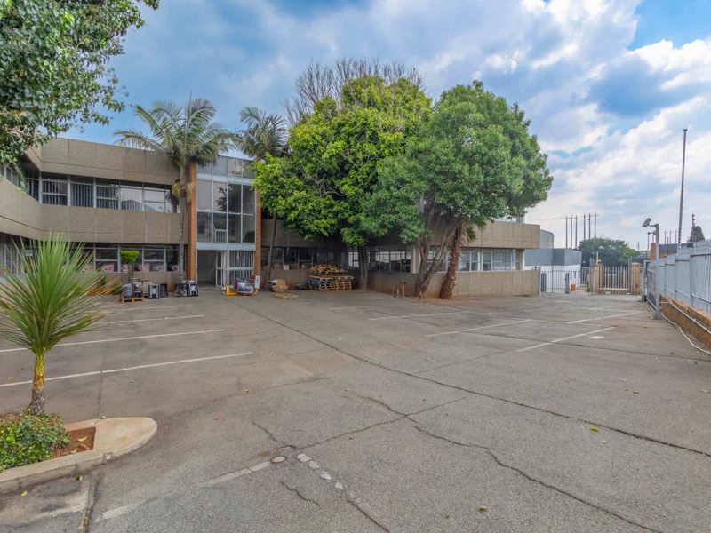 Multi-Use Industrial Property for Sale – Prime Location near OR Tambo Airport - Photo 2