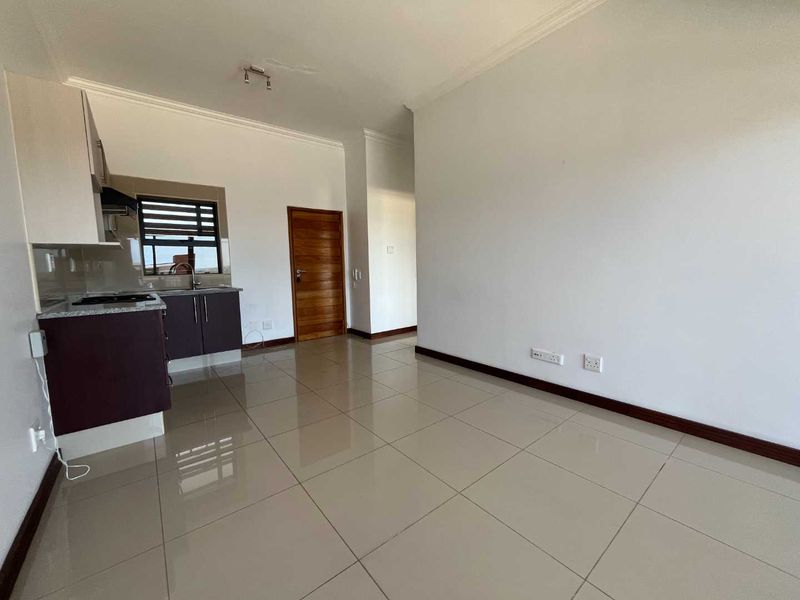 Looking for a well priced investment opportunity in the heart of Umhlanga,,, - Photo 6