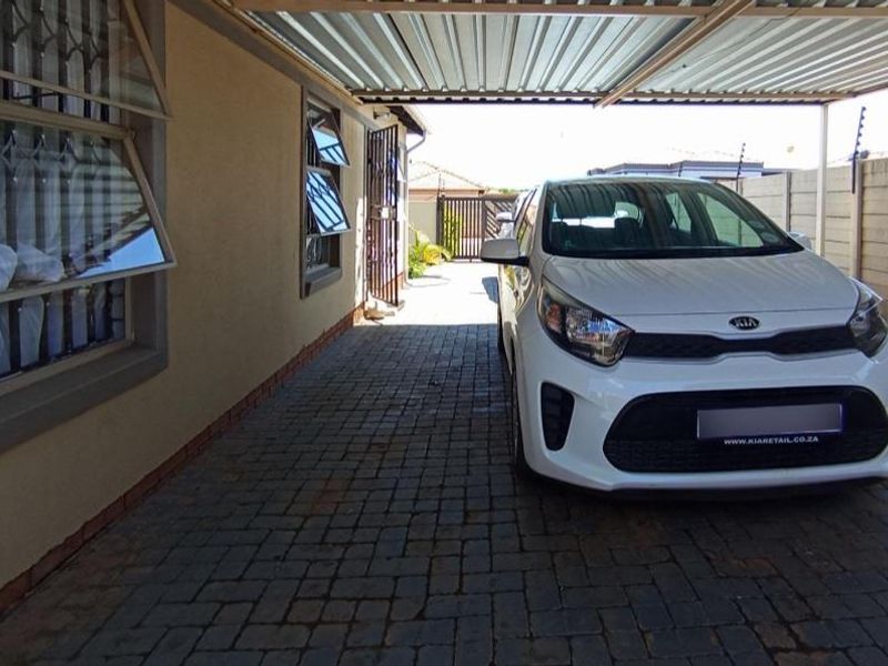 Smart Home - Photo 5