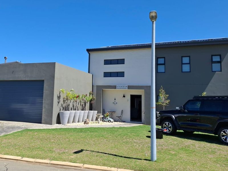 Coastal Luxury & Flair at Breedezicht Estate! - Photo 3