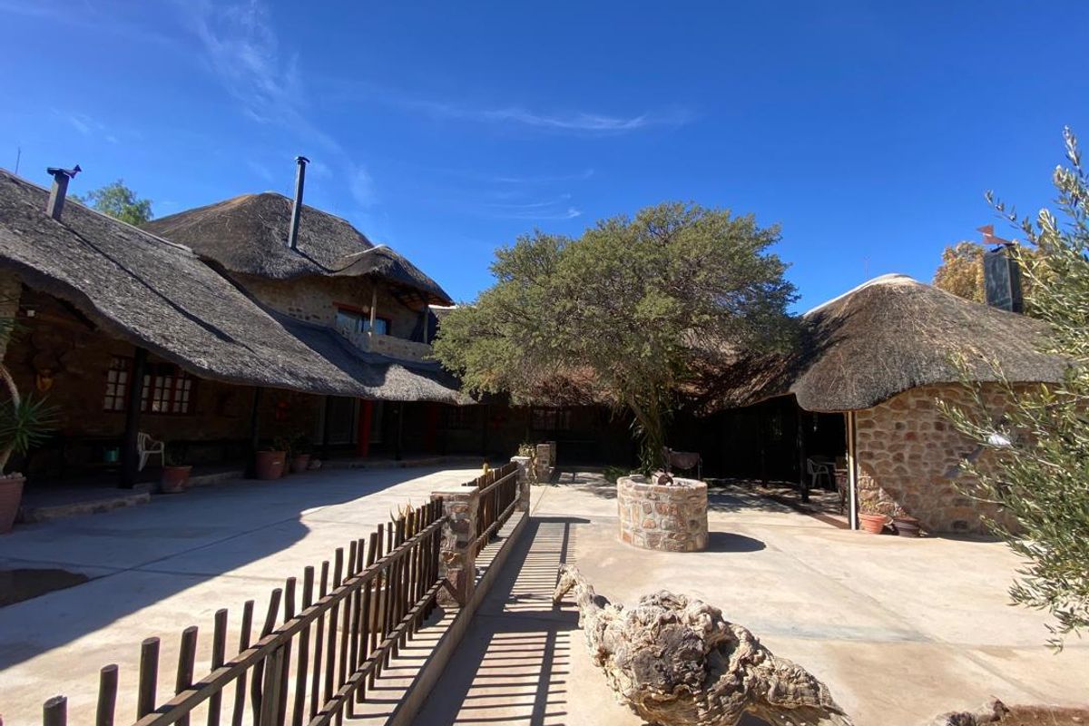 FOR SALE- FARM A FEW KM FROM AUS, NAMIBIA. - Photo 2