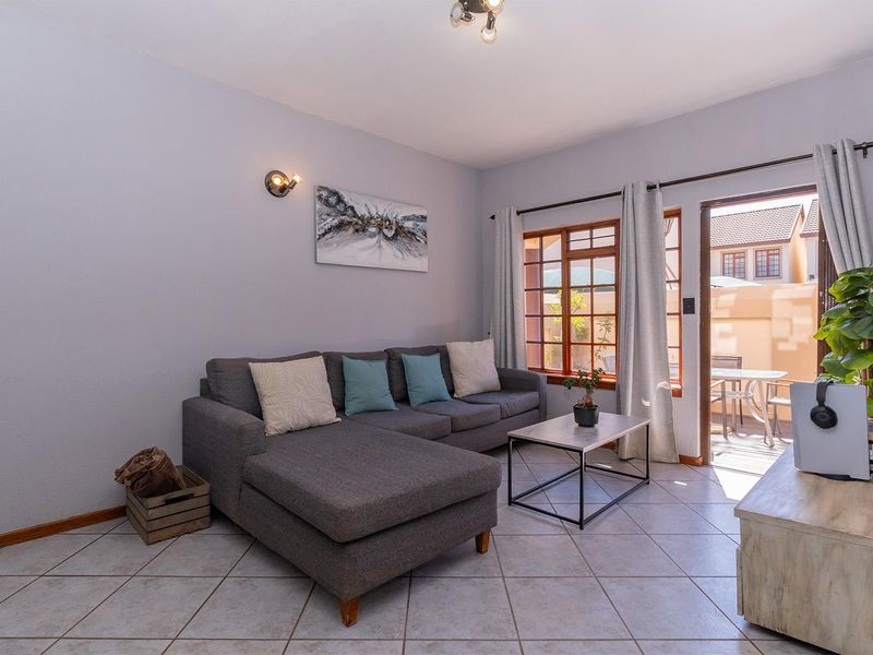 FULL TITLE DUPLEX - Photo 6