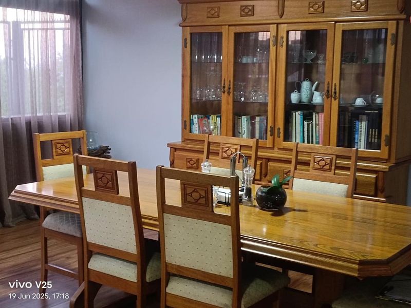 Spacious Family Home for Sale - Photo 7