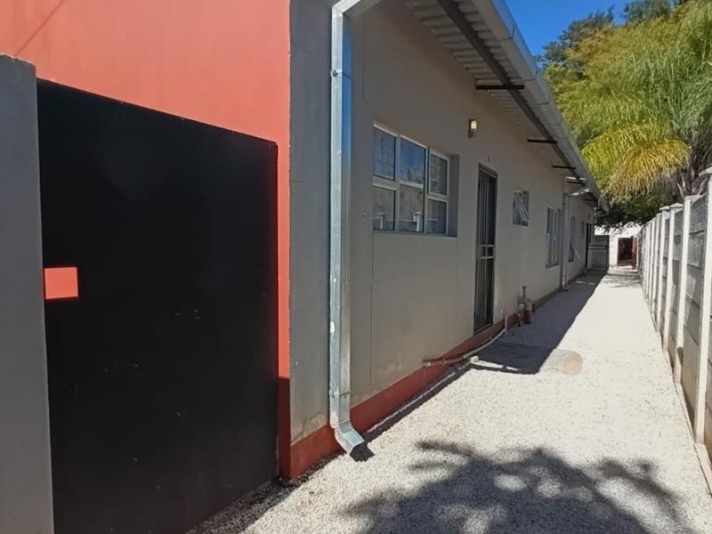 FOR SALE - PRIME BLOCK OF FLATS INVESTMENT OPPORTUNITY IN ,TSUMEB, NAMIBIA - Photo 2