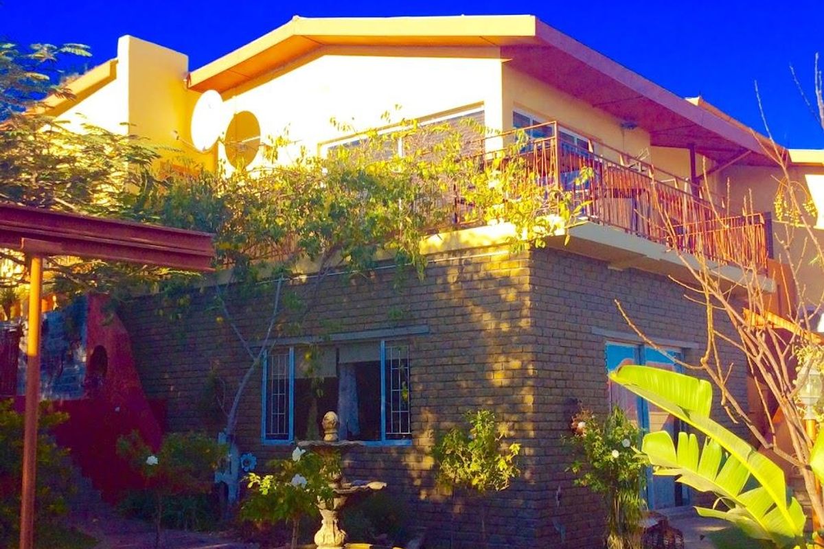 GUESTHOUSE LA ROCHELLE FOR SALE -  Don't miss this exceptional opportunity! - Photo 3