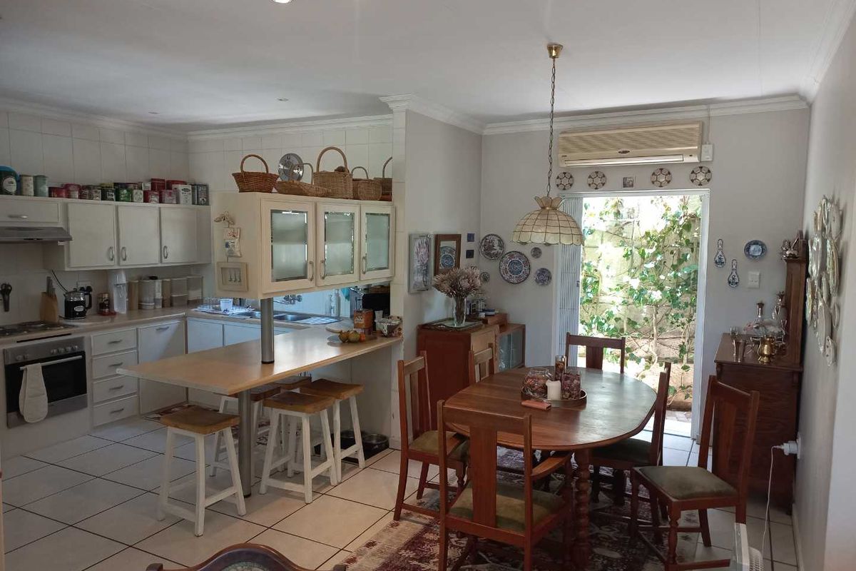 Stunning, sturdy house in popular area - Photo 2