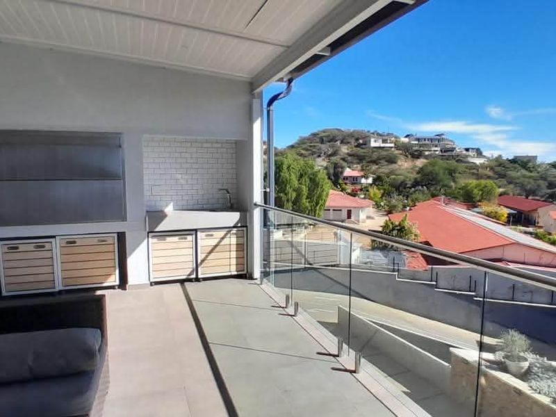 Klein Windhoek- To Let-N$55 000 - Photo 3
