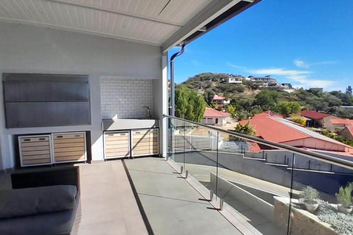 Klein Windhoek- To Let-N$55 000 - Photo 3