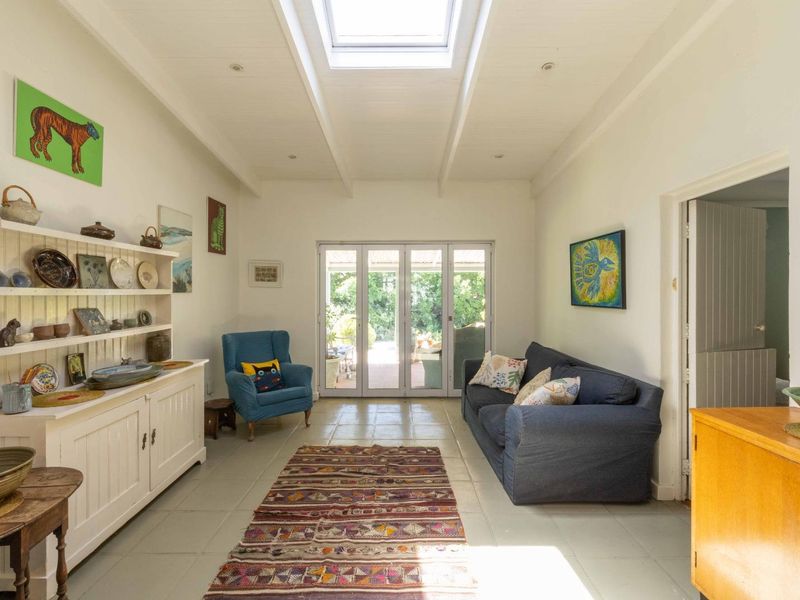 A versatile character-filled home in a lovely pocket of Kenilworth - Photo 8