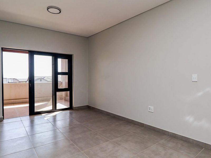 Discover your peaceful retreat at Hartland estate - Photo 10