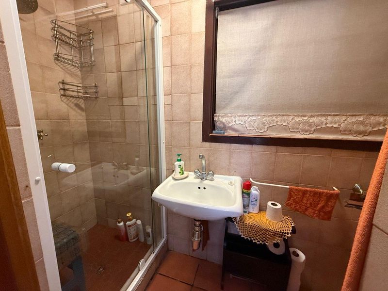 1 Bedroom lock up and go Apartment - Photo 10