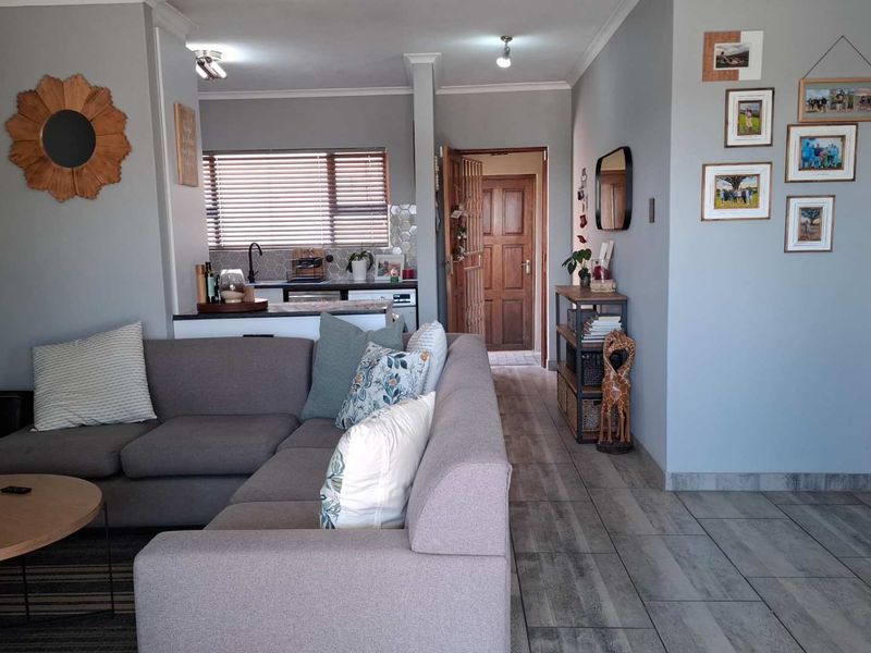 Modern Ground floor unit In Meyersdal - Photo 2