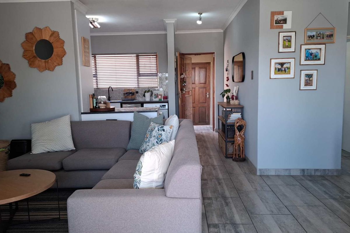 Modern Ground floor unit In Meyersdal - Photo 2