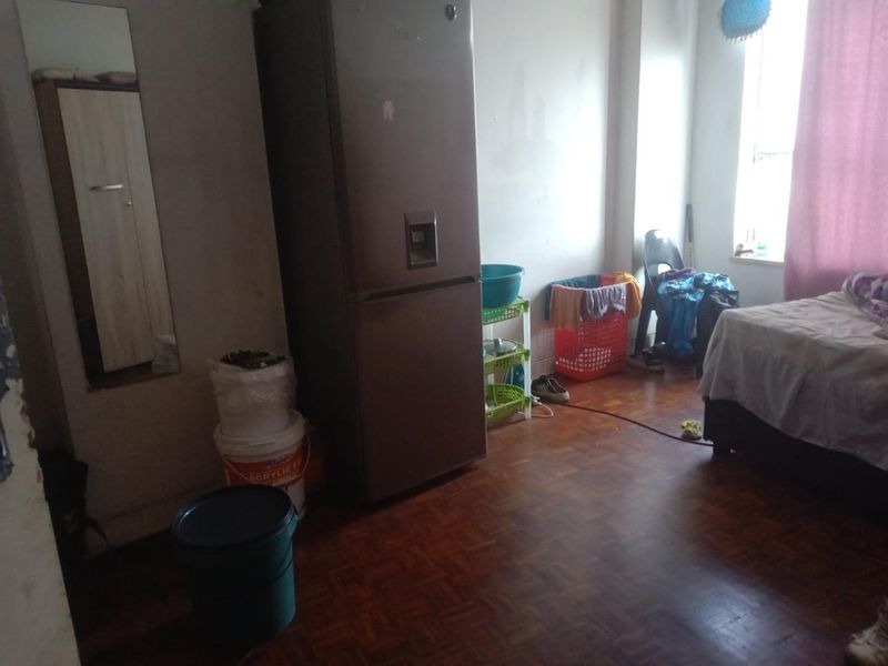 Two Bedroom For Sale In Durban Central - Photo 2