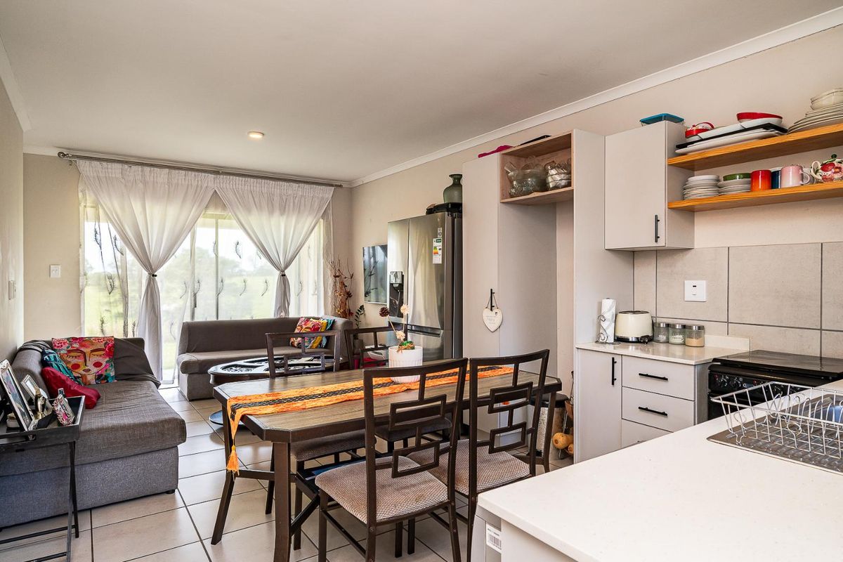 A perfect Blend of Security & Beauty – 3-Bedroom Free-Standing Home - Photo 3