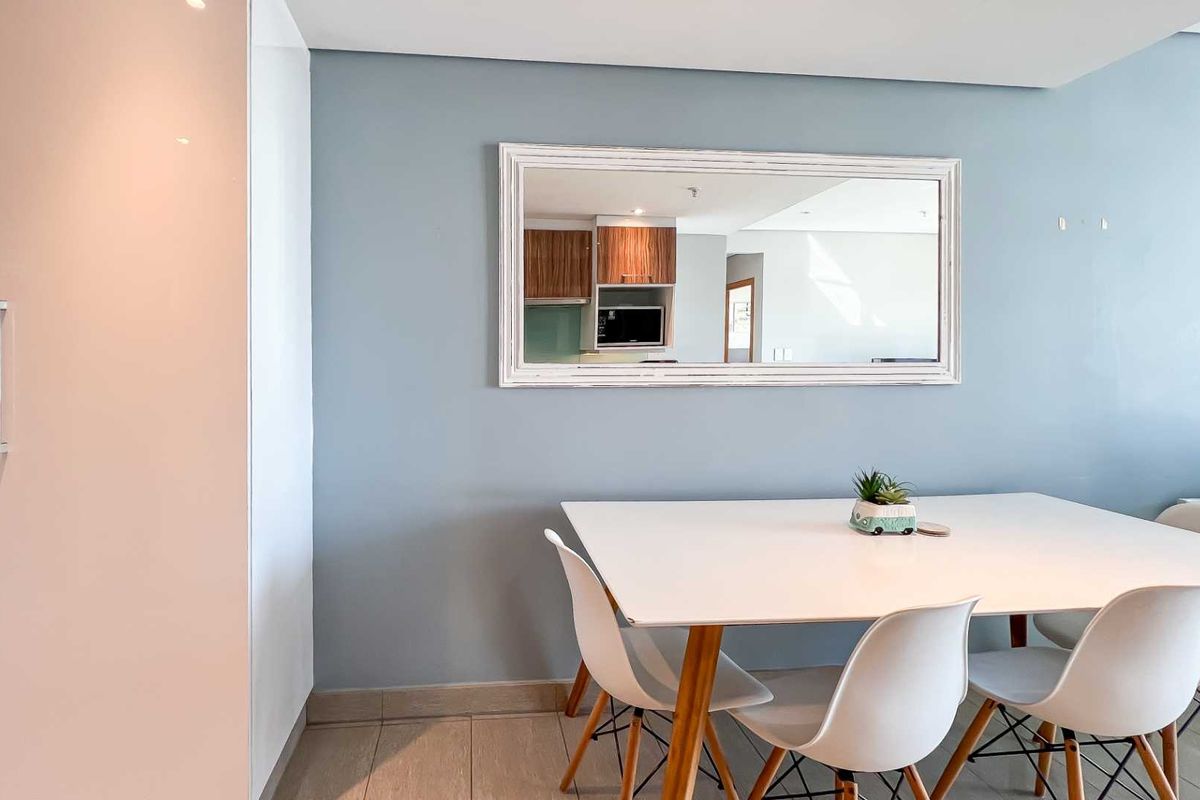 2 BEDROOM | 2 BATHROOM APARTMENT - Photo 5