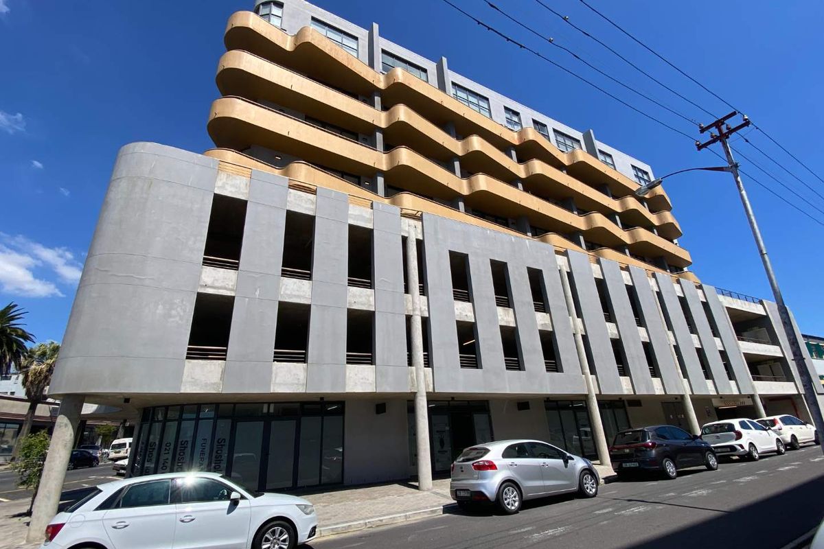 Where Lifestyle Meets Smart Returns - Photo 3